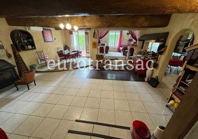 Maison de village - 199 m² - 6 pièces