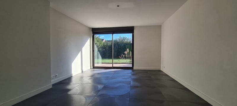 Maison - 175 m² - 9 pièces