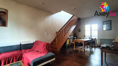 Maison - 140 m² - 6 pièces