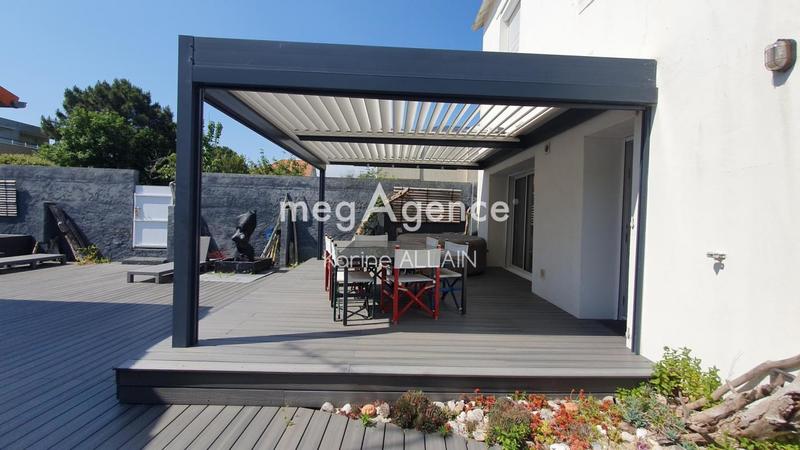 Maison - 104 m² - 5 pièces