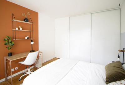 Chambre - 13 m² - 4 pièces