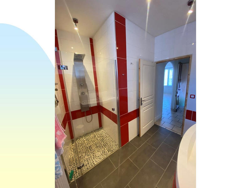 Maison - 99 m² - 4 pièces