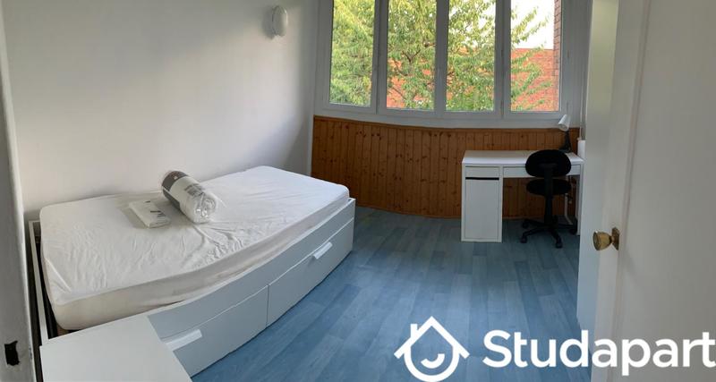 Chambre - 12 m² - 1 pièce