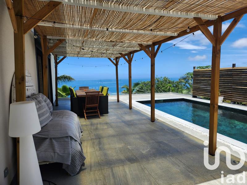 Maison - 161 m² - 5 pièces