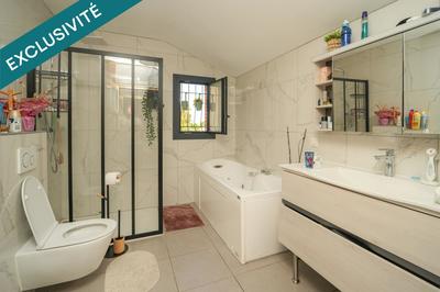 Maison - 117 m² - 6 pièces