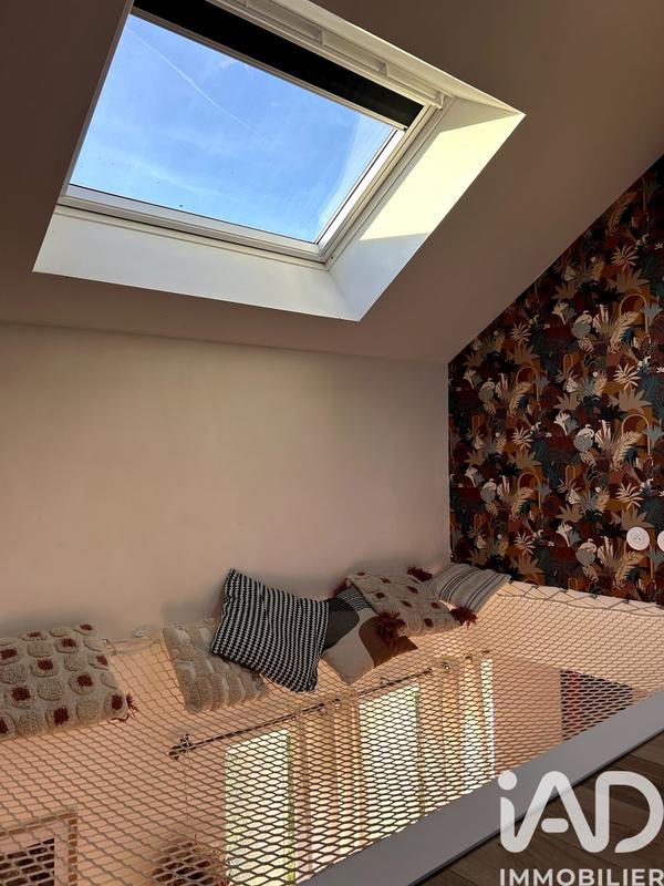 Maison - 210 m² - 5 pièces