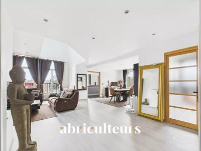 Appartement - 162 m² - 6 pièces