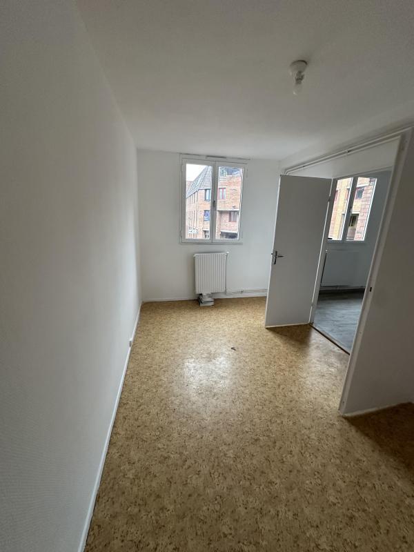 Appartement - 96 m² - 5 pièces