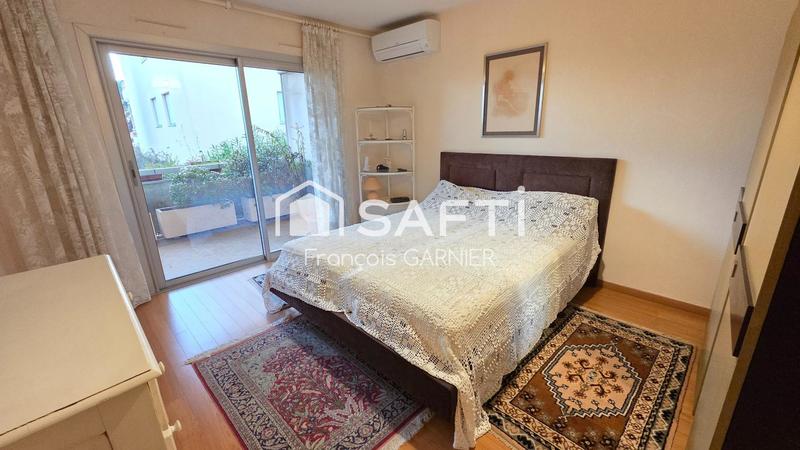 Appartement - 82 m² - 3 pièces