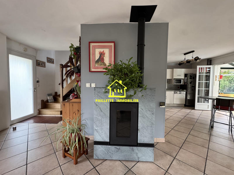 Maison traditionnelle - 185 m² - 5 pièces