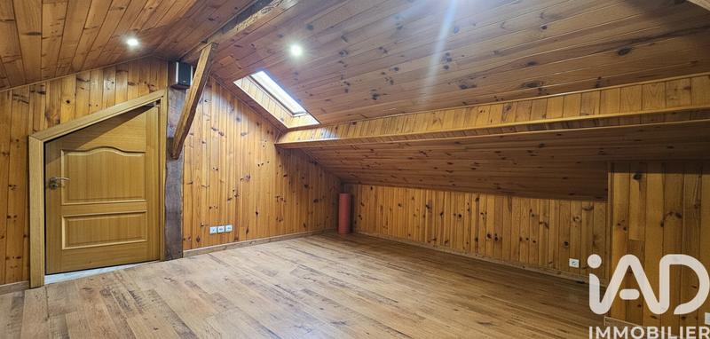 Maison de ville - 242 m² - 6 pièces