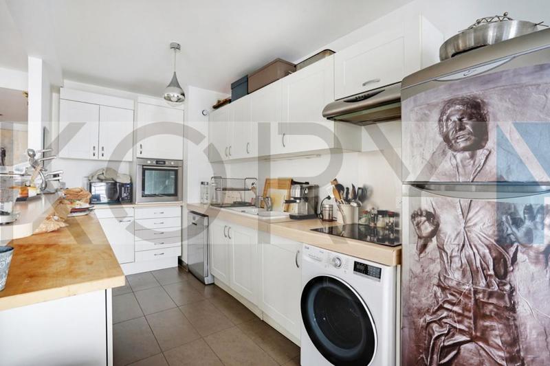 Appartement - 120 m² - 5 pièces