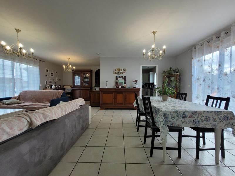 Villa - 165 m² - 8 pièces