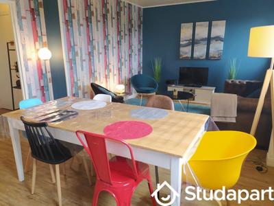 Chambre - 12 m² - 1 pièce