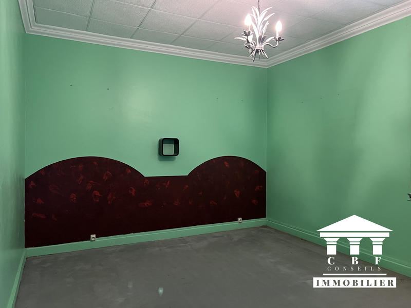 Maison ancienne - 163 m² - 12 pièces