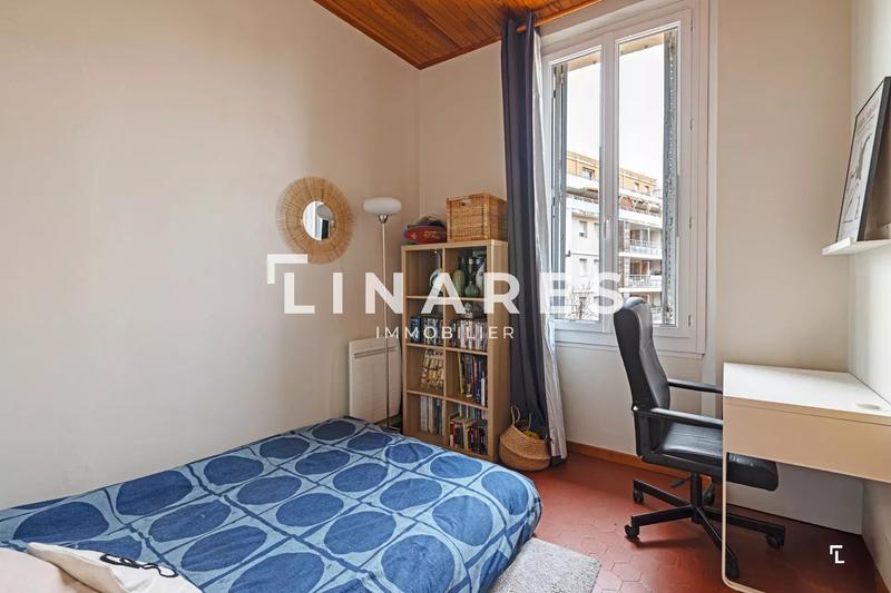 Appartement - 87 m² - 5 pièces
