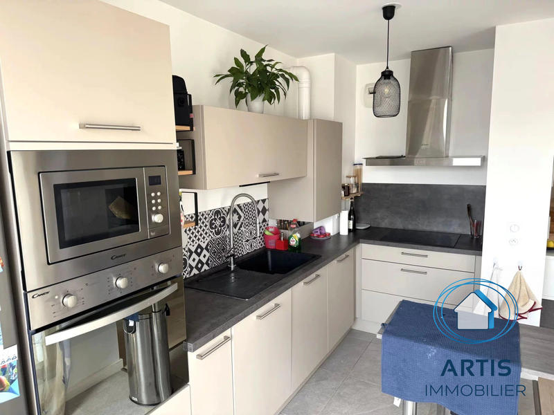 Duplex - 93 m² - 4 pièces