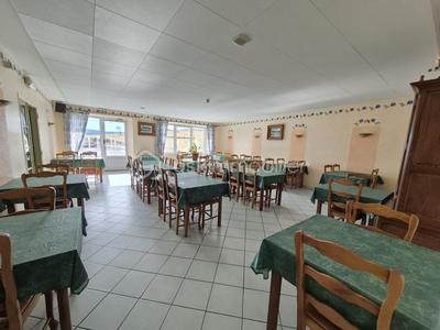 Maison - 500 m² - 16 pièces