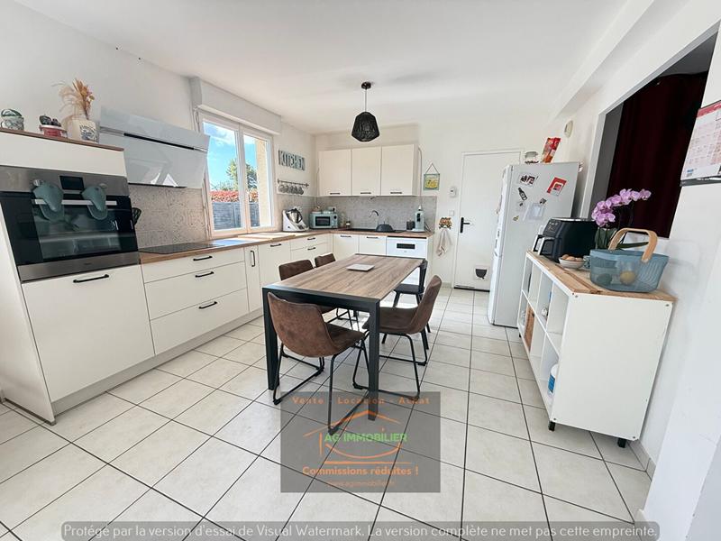 Maison - 90 m² - 5 pièces