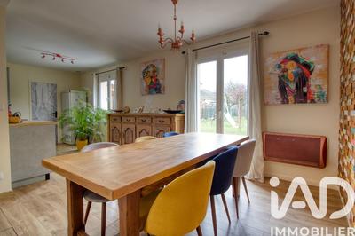 Maison - 95 m² - 5 pièces