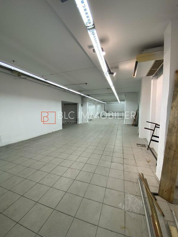 Local commercial - 200 m²