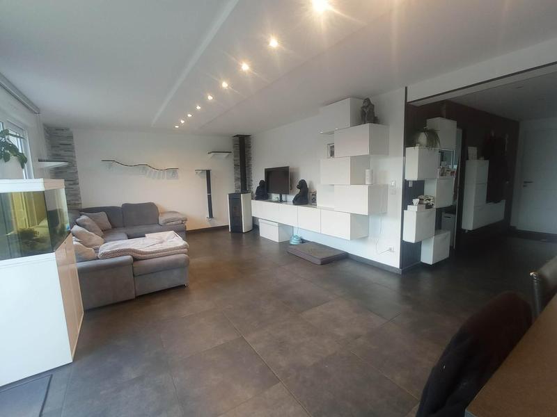 Maison - 123 m² - 5 pièces