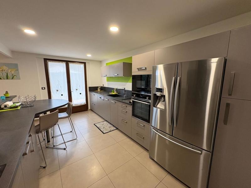 Maison - 187 m² - 7 pièces