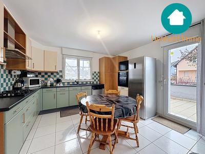 Maison - 122 m² - 5 pièces