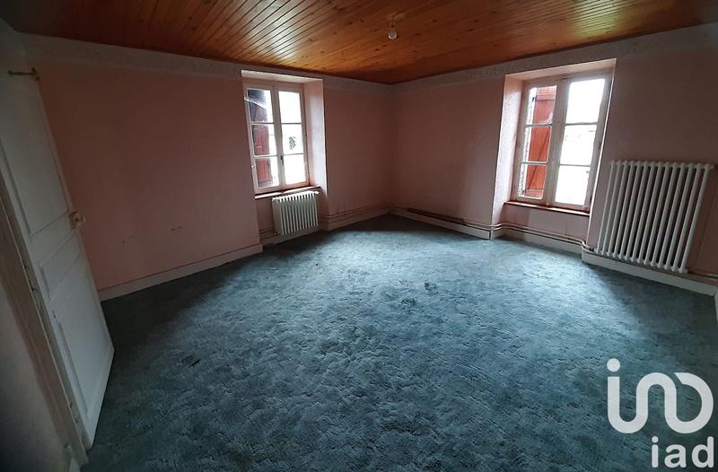 Maison - 230 m² - 9 pièces