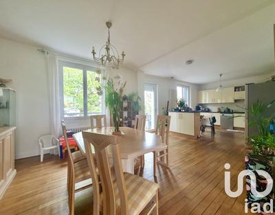 Maison - 175 m² - 8 pièces
