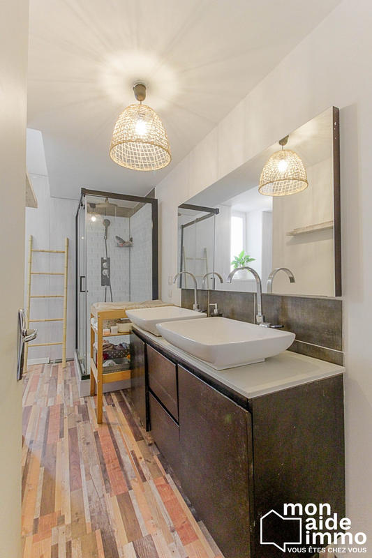 Maison - 144 m² - 5 pièces