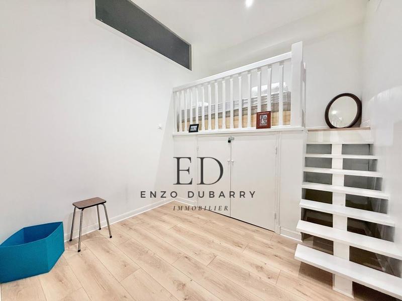 Appartement - 97 m² - 4 pièces