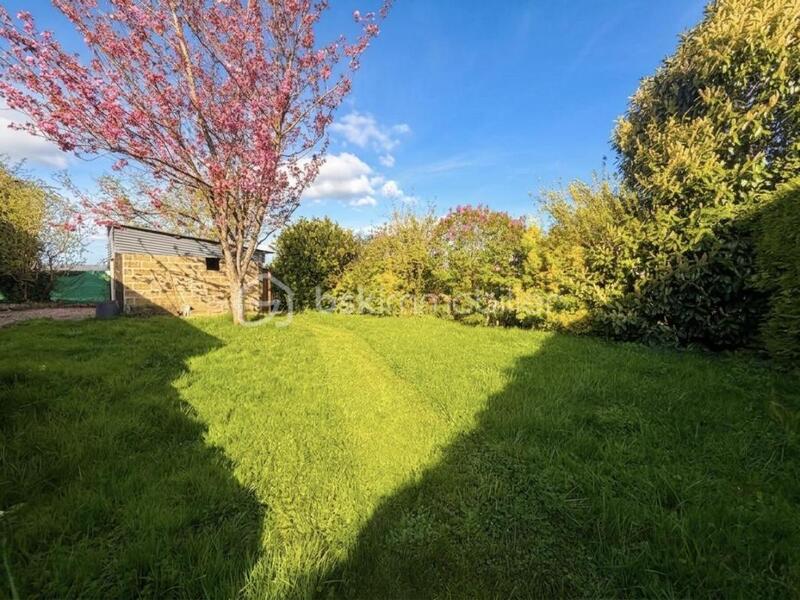 Maison - 80 m² - 4 pièces