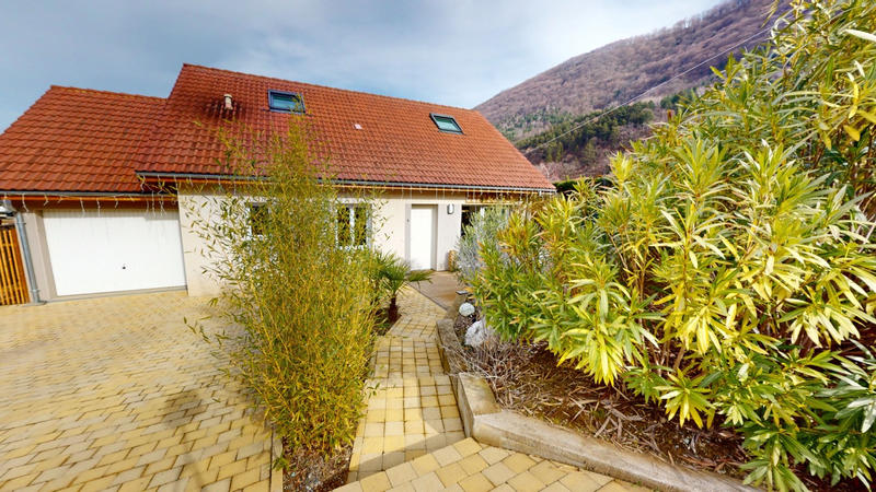 Maison - 147 m² - 5 pièces