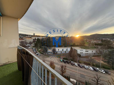 Appartement - 65 m² - 3 pièces