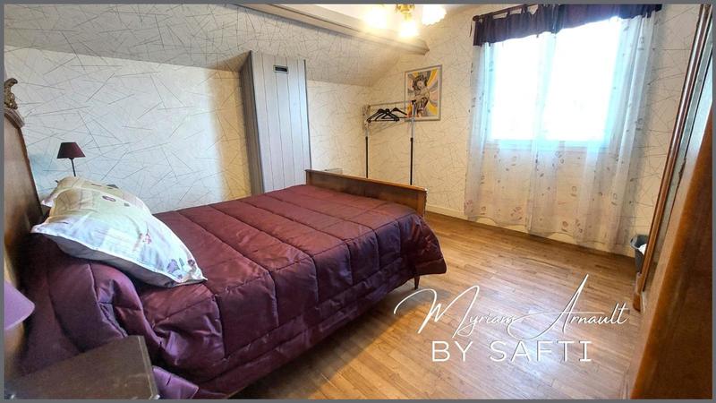 Maison - 257 m² - 11 pièces