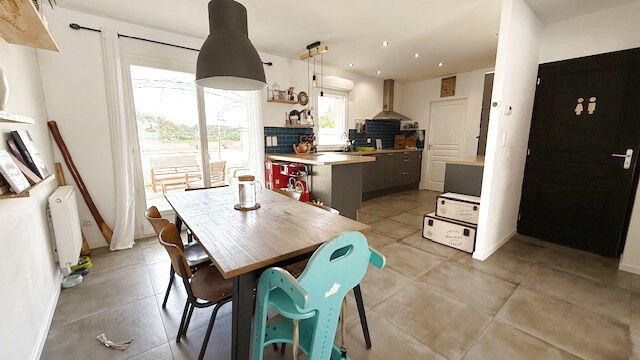 Maison - 106 m² - 6 pièces