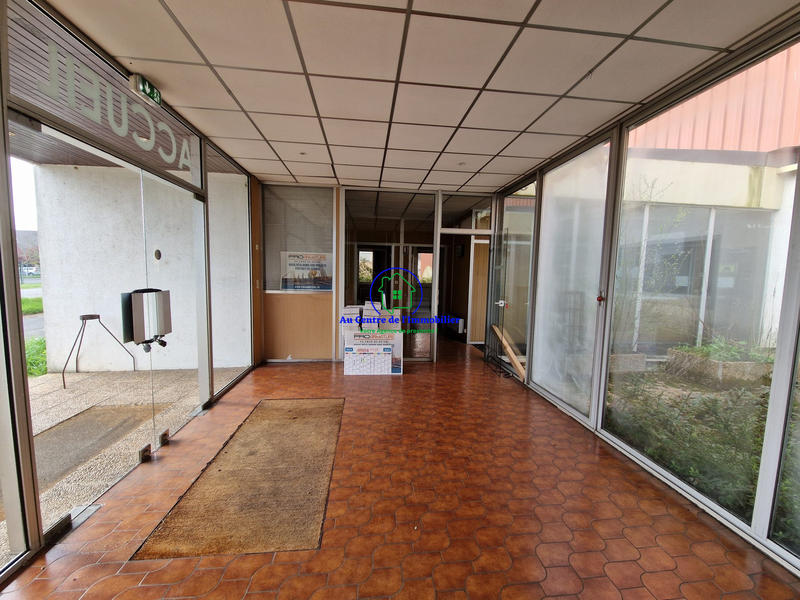 Local d'activités - 3 150 m²