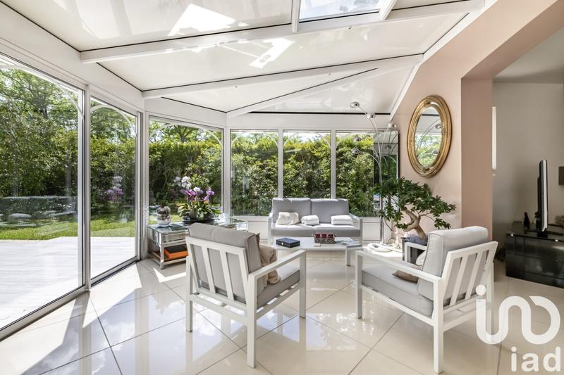 Maison - 270 m² - 7 pièces