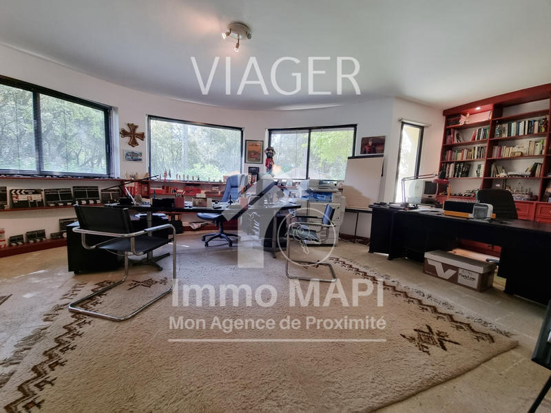 Viager - Maison - 478 m² - 14 pièces