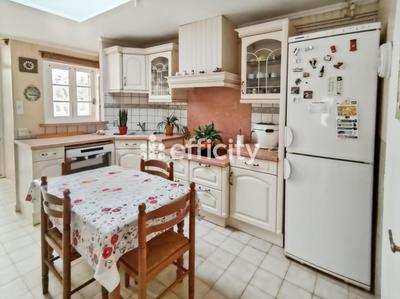 Maison - 83 m² - 4 pièces