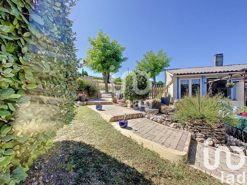 Maison - 320 m² - 10 pièces