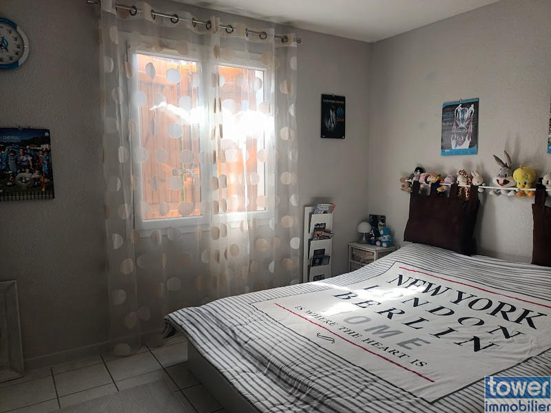 Villa - 90 m² - 4 pièces