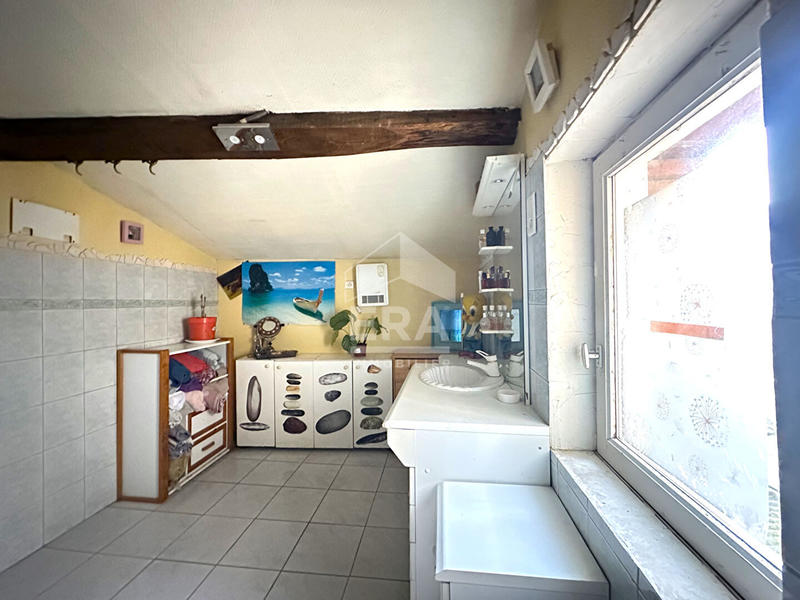 Maison - 226 m² - 12 pièces