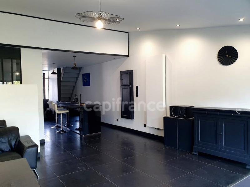 Maison - 110 m² - 5 pièces