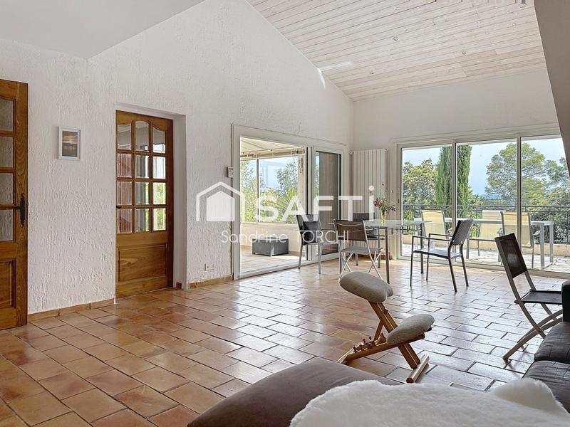 Maison - 151 m² - 6 pièces