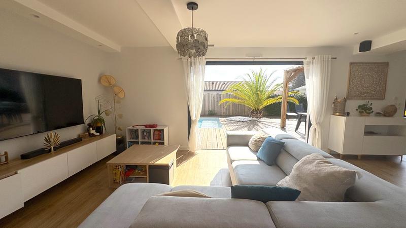 Maison - 189 m² - 6 pièces