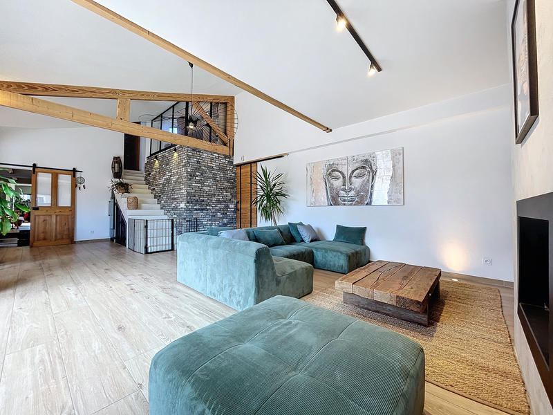 Villa - 200 m² - 8 pièces