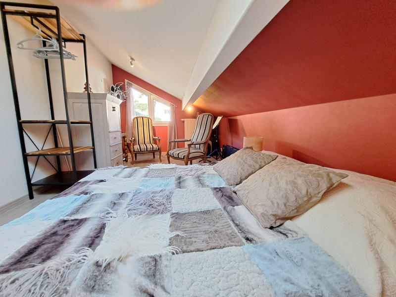 Appartement - 203 m² - 6 pièces