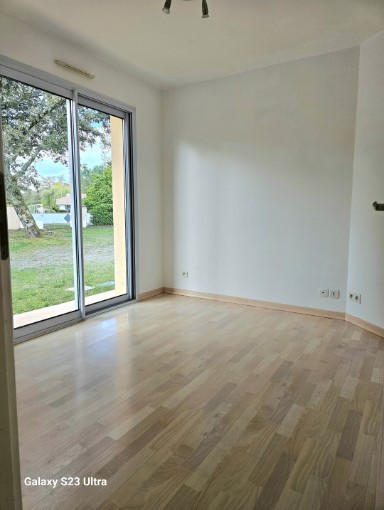 Maison - 121 m² - 6 pièces